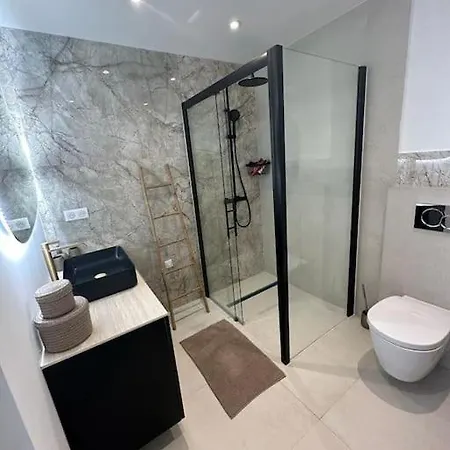 Apartmán 4 Pieces De Luxe A Juan-les-pins